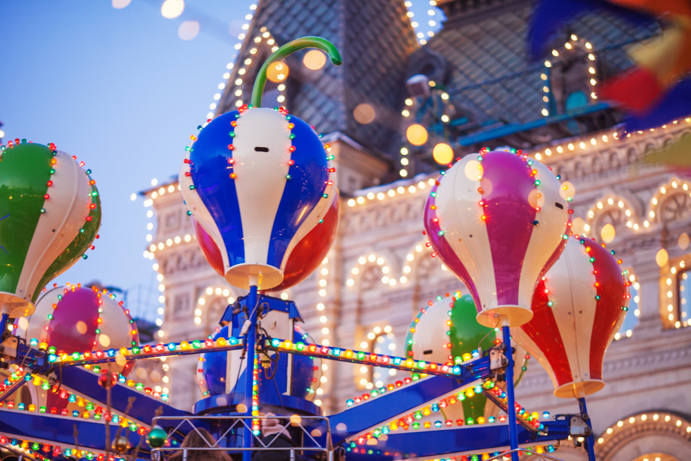 The Benefits of Using a Mobility Scooter in Theme Parks