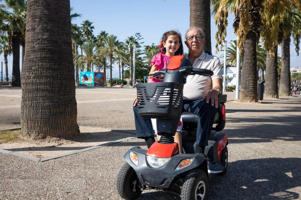 How to Choose a Folding Mobility Scooter for Disney World