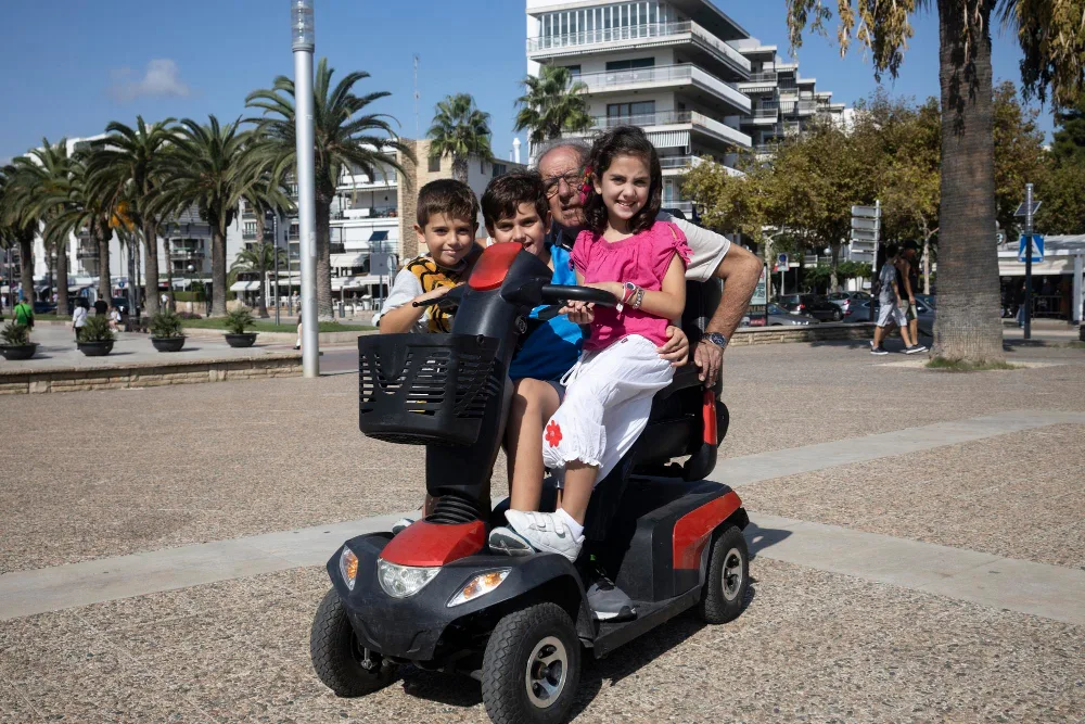 Disney World Scooter Rentals: A Guide for Orlando Locals
